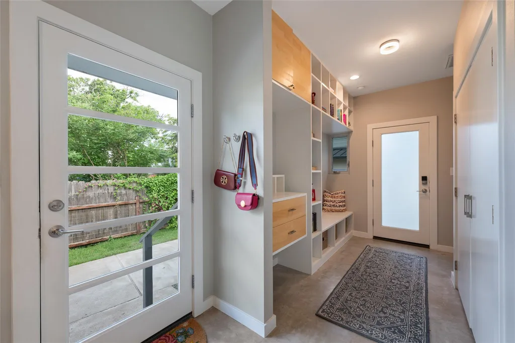 1404 Justin Lane Austin TX 78757