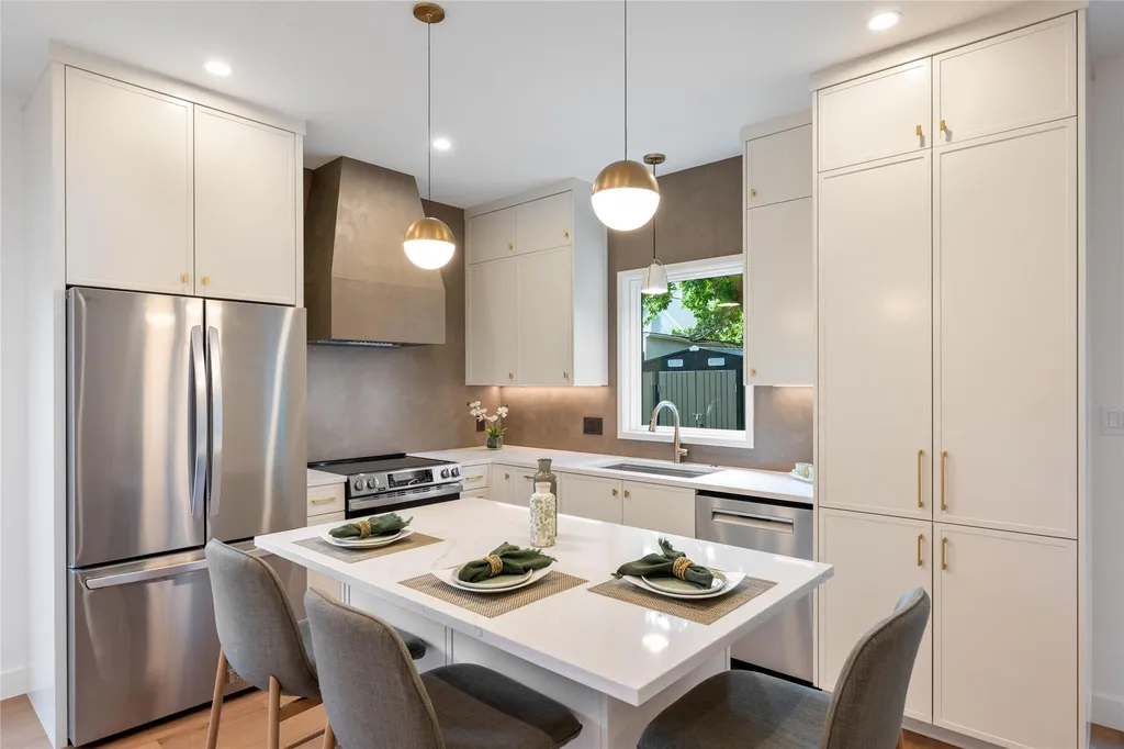 1404 Justin Lane Austin TX 78757