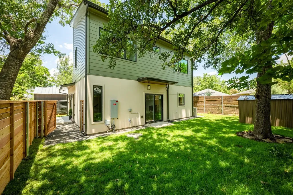 1404 Justin Lane Austin TX 78757