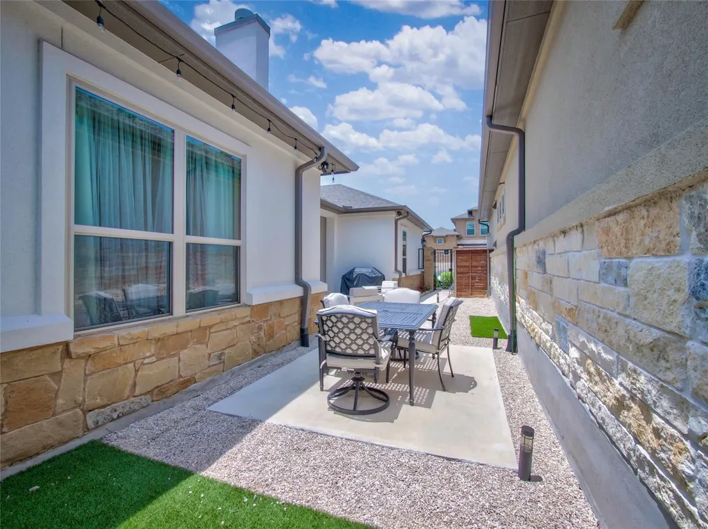 313 Skyflower Drive Georgetown TX 78628