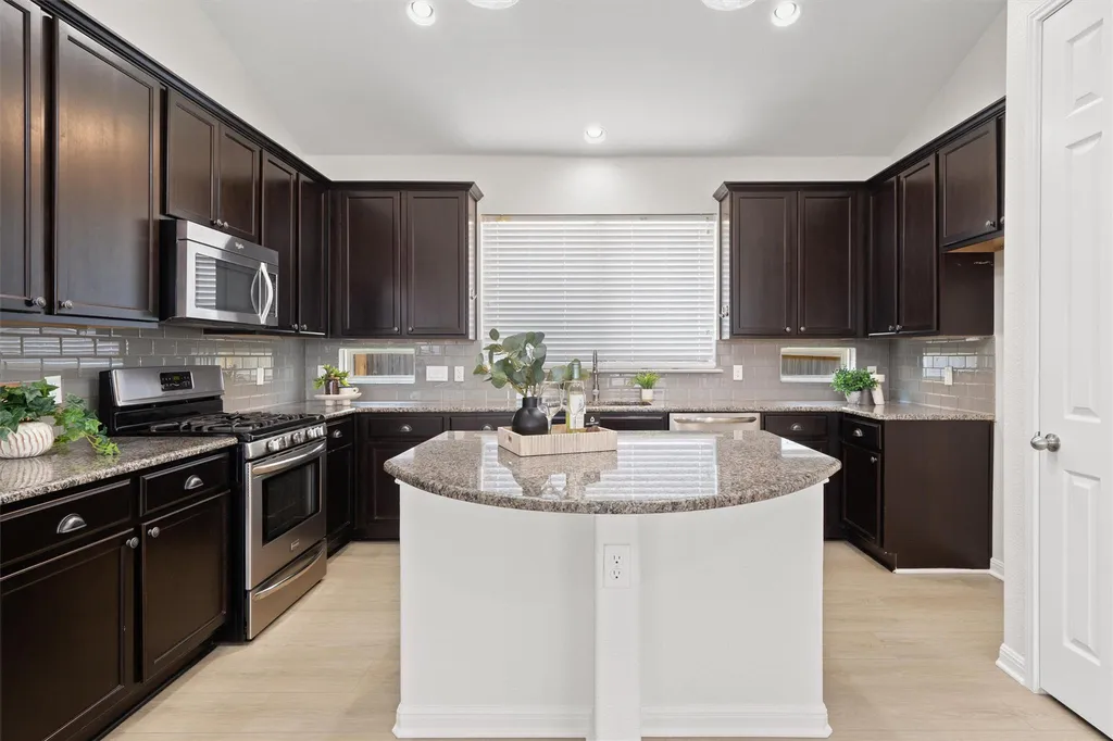 1128 Clearwing Circle Georgetown TX 78626