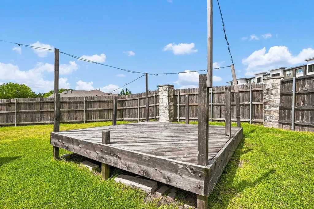 6616 Plains Crest Drive Del Valle TX 78617