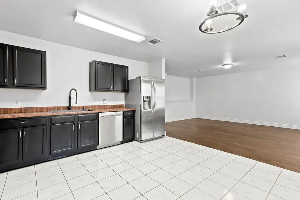 6616 Plains Crest Drive Del Valle TX 78617