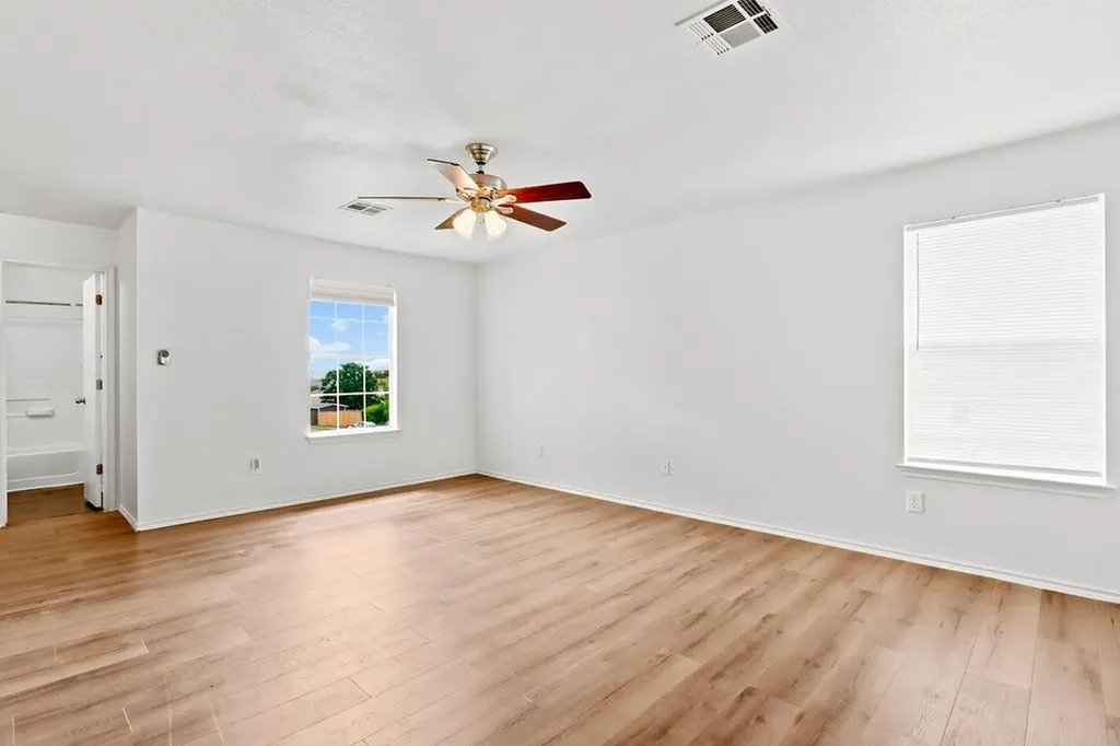 6616 Plains Crest Drive Del Valle TX 78617