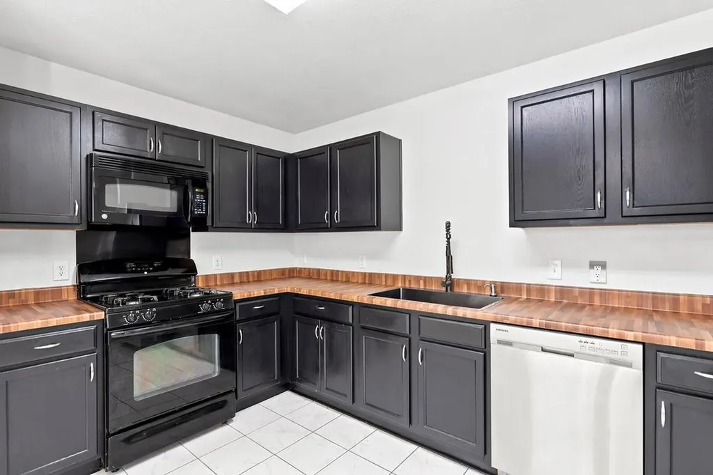 6616 Plains Crest Drive Del Valle TX 78617