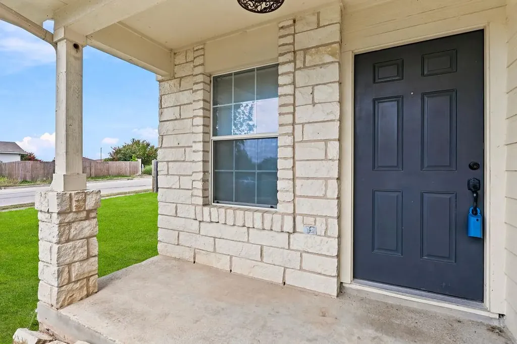 6616 Plains Crest Drive Del Valle TX 78617