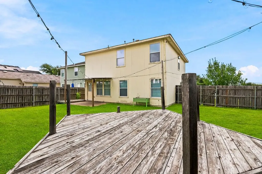 6616 Plains Crest Drive Del Valle TX 78617