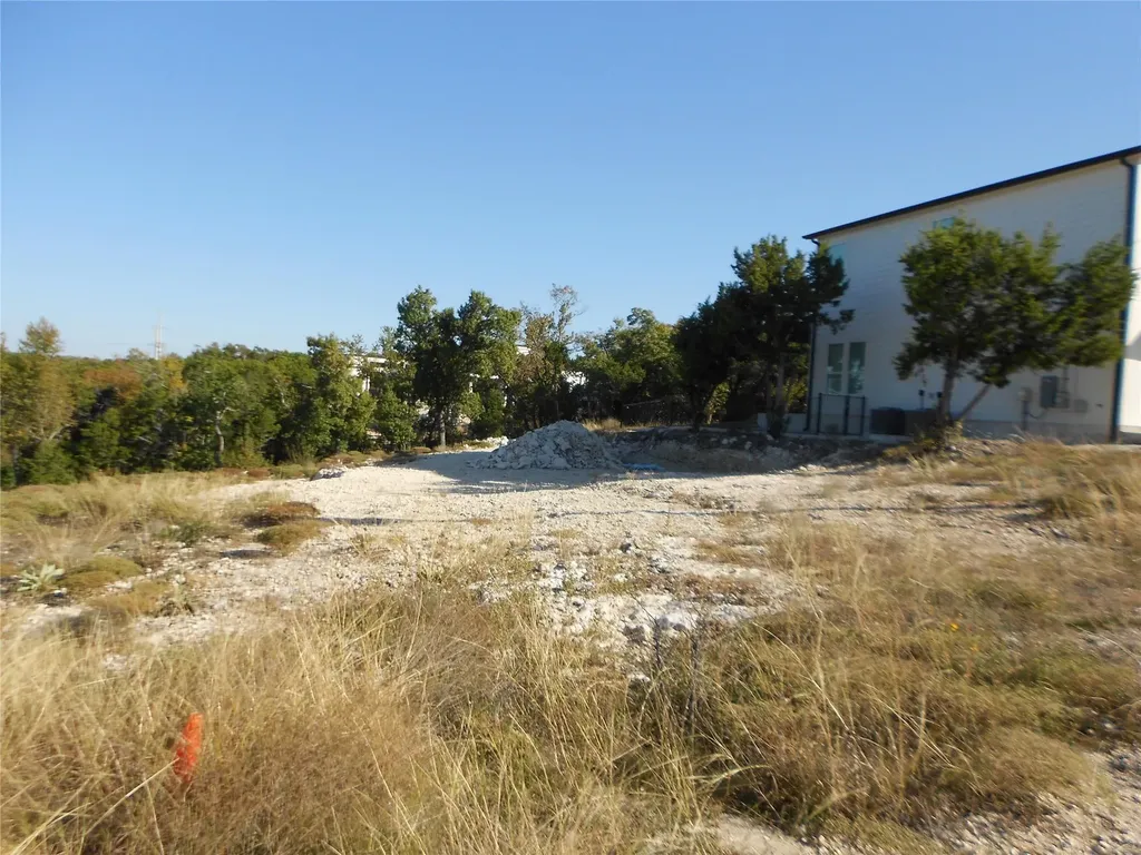 8305 Tombstone Cove Lago Vista TX 78645