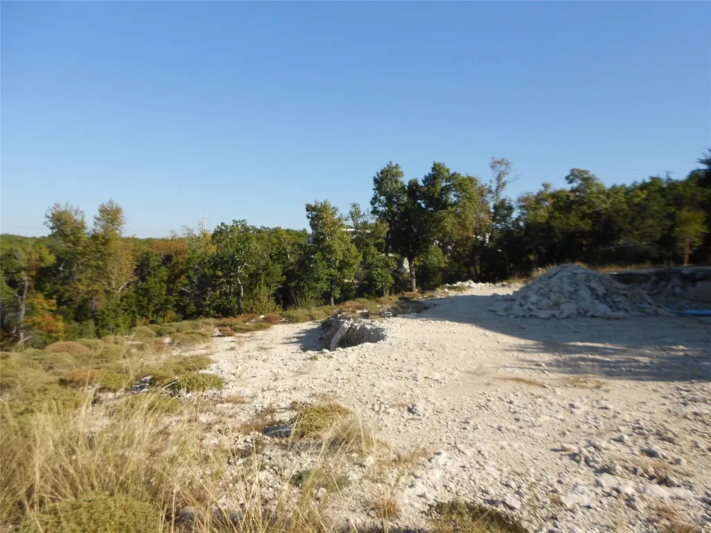 8305 Tombstone Cove Lago Vista TX 78645