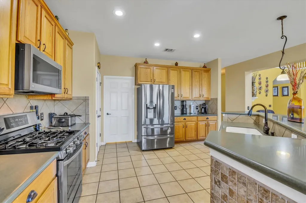 613 Windsor Castle Drive Pflugerville TX 78660