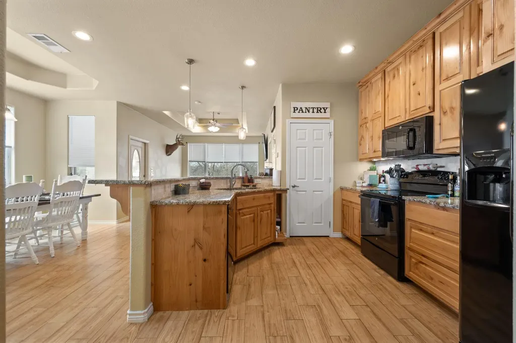 625 Skyline Drive Kingsland TX 78639