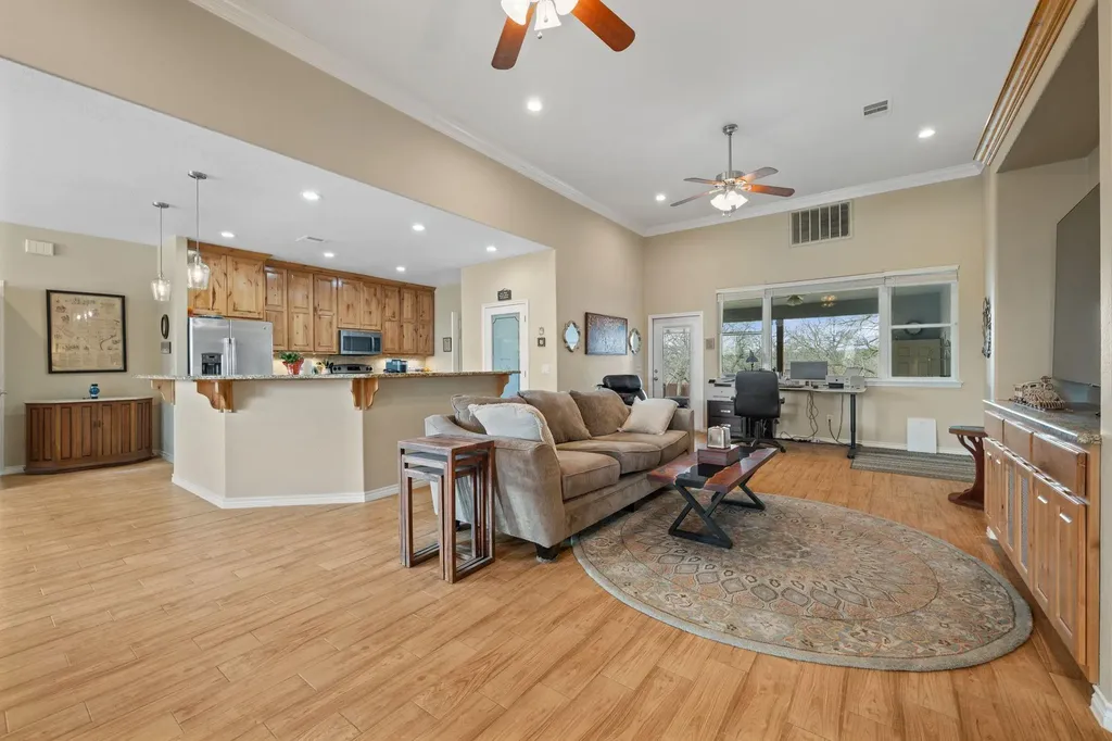 625 Skyline Drive Kingsland TX 78639