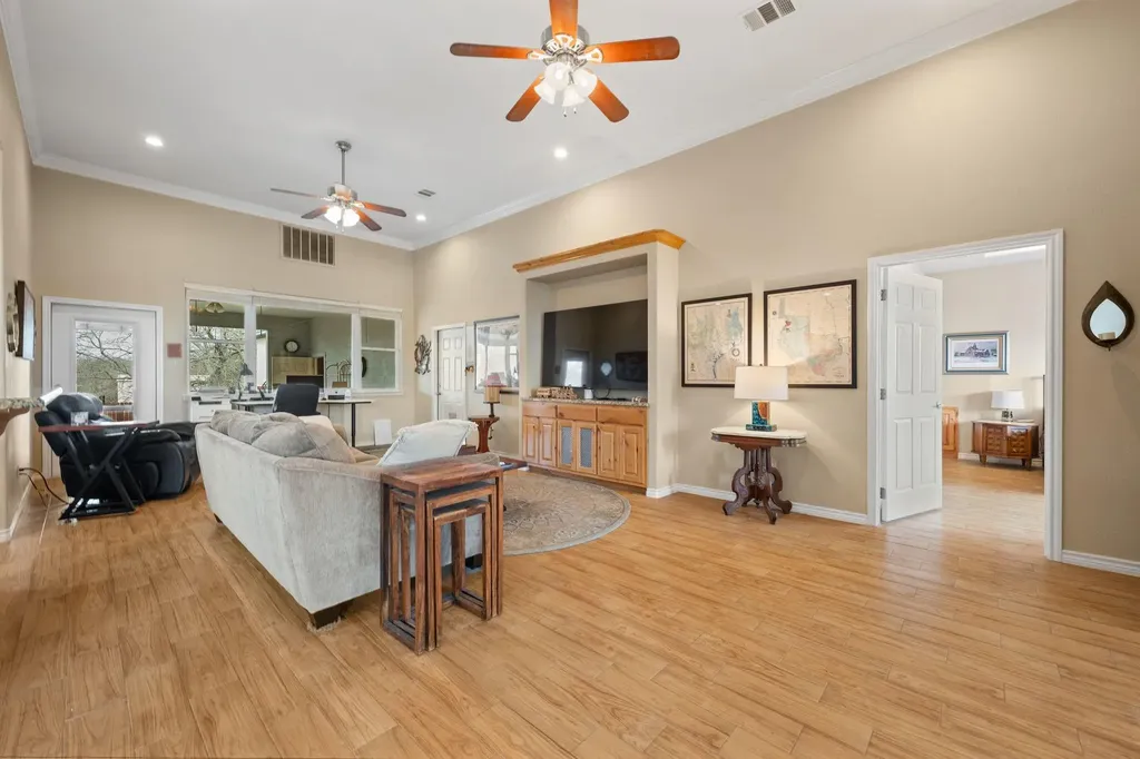 625 Skyline Drive Kingsland TX 78639