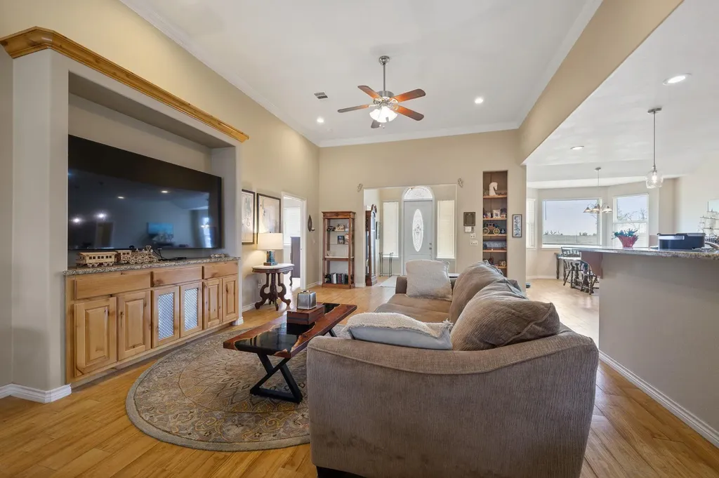 625 Skyline Drive Kingsland TX 78639
