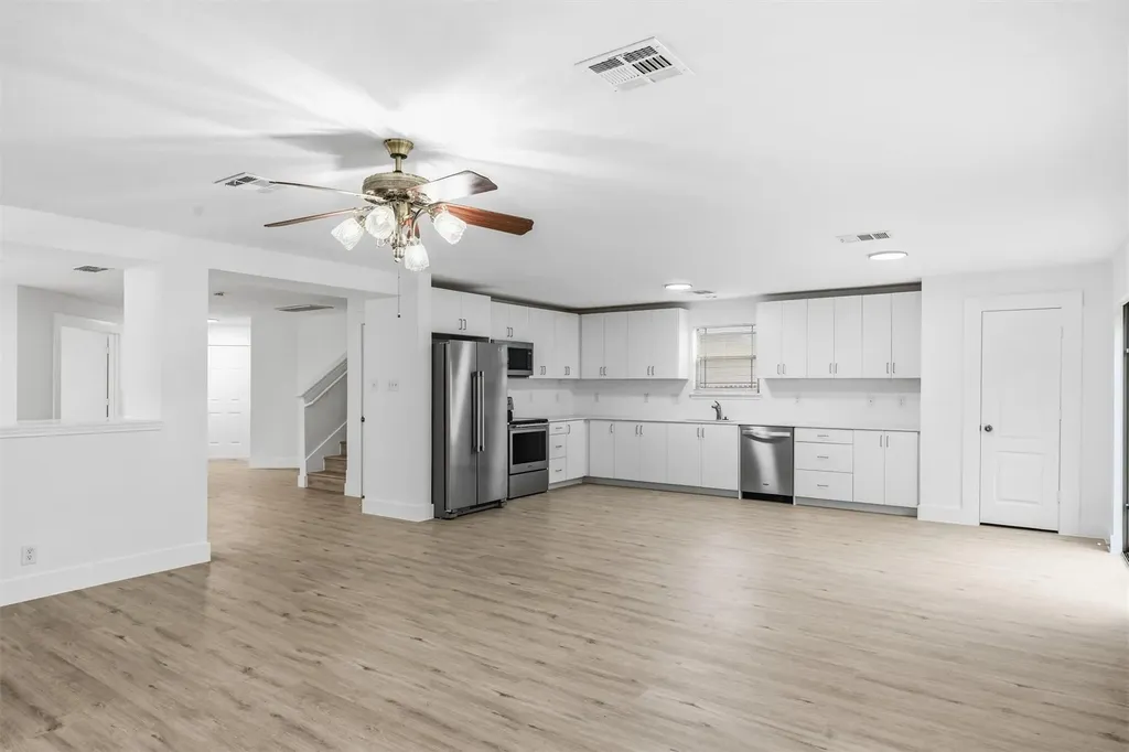 215 Myrtle Street Kyle TX 78640