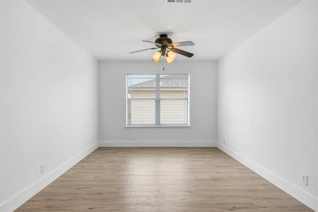 215 Myrtle Street Kyle TX 78640