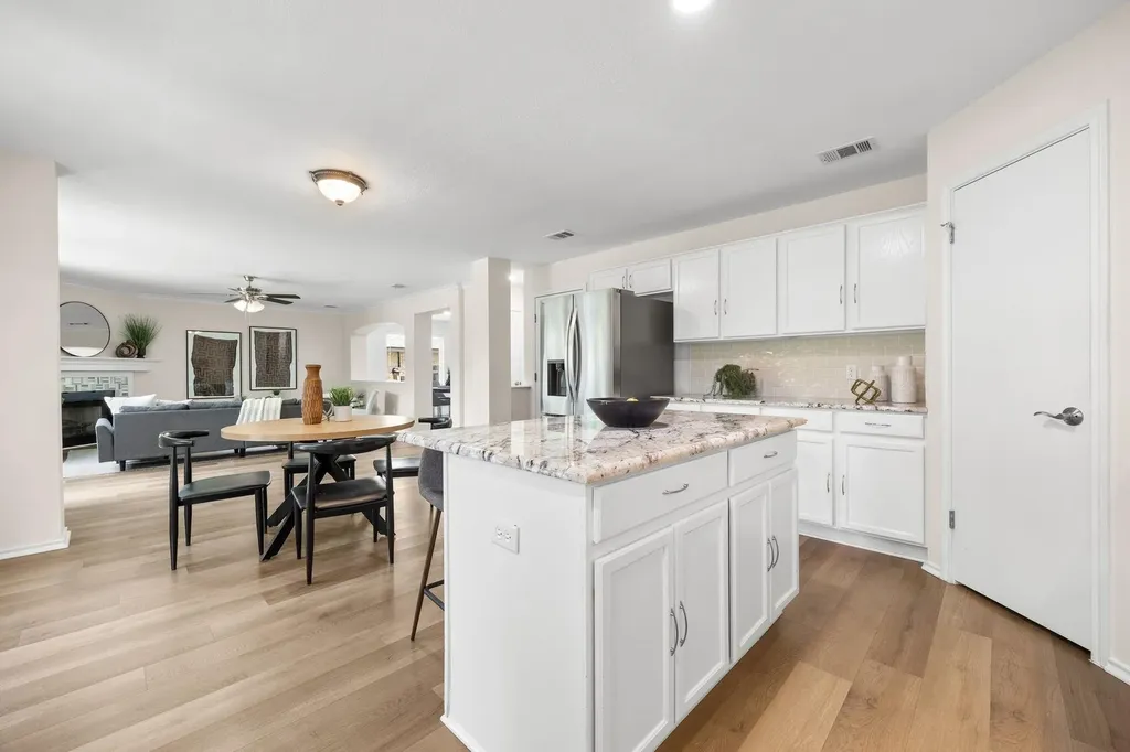 3309 Winding Way Round Rock TX 78664