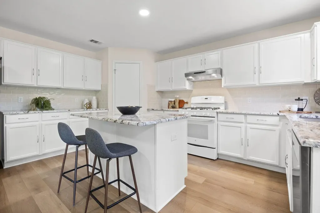3309 Winding Way Round Rock TX 78664