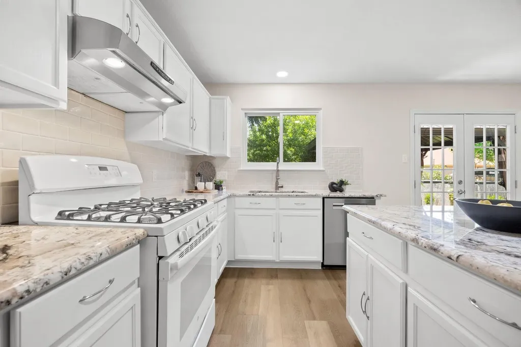 3309 Winding Way Round Rock TX 78664