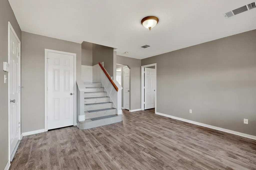 21200 High Drive Lago Vista TX 78645