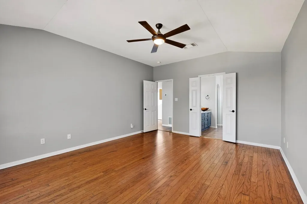 21200 High Drive Lago Vista TX 78645