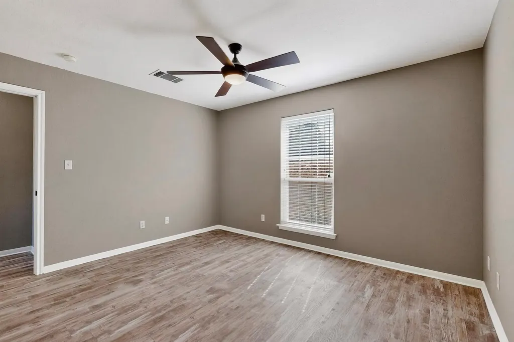 21200 High Drive Lago Vista TX 78645