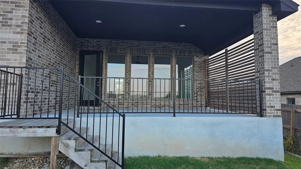 145 Cyrus Milton Drive Buda TX 78610