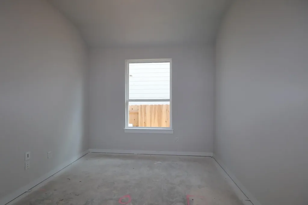 10728 Worth Lane Manor TX 78653