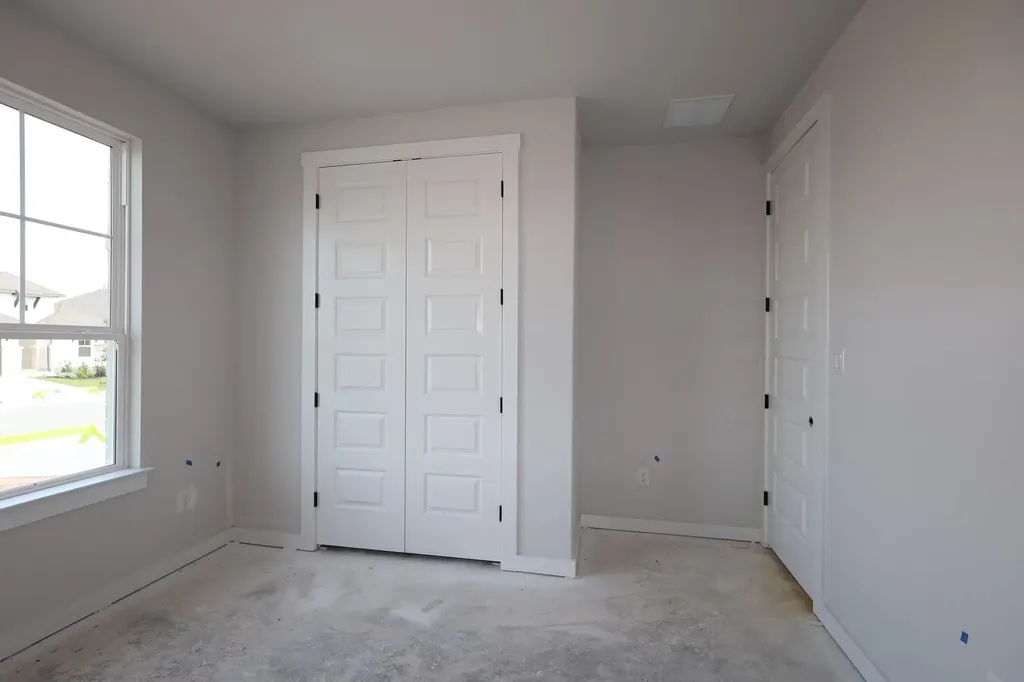 10728 Worth Lane Manor TX 78653