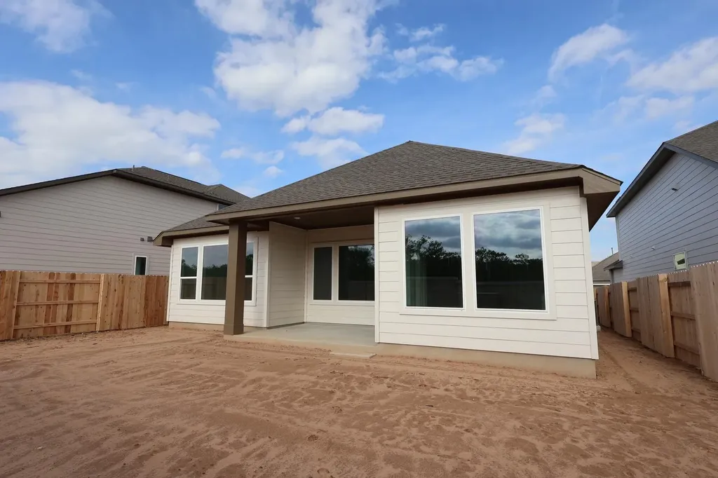 10728 Worth Lane Manor TX 78653