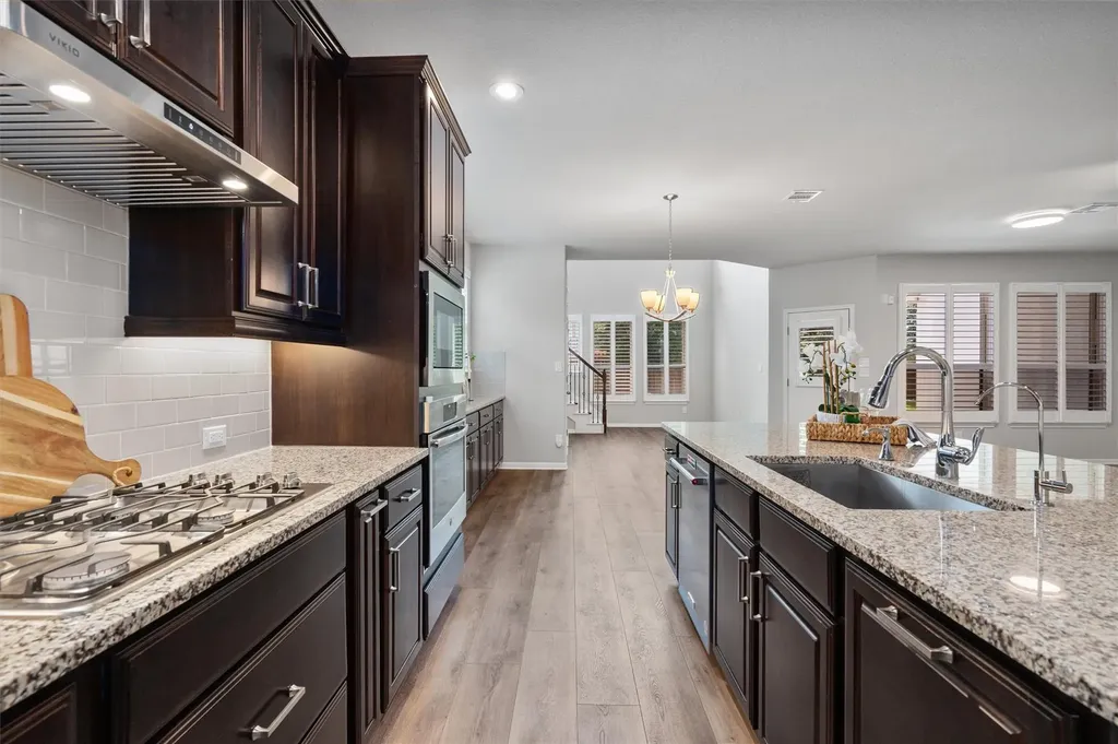 2516 Portici Pass Round Rock TX 78665