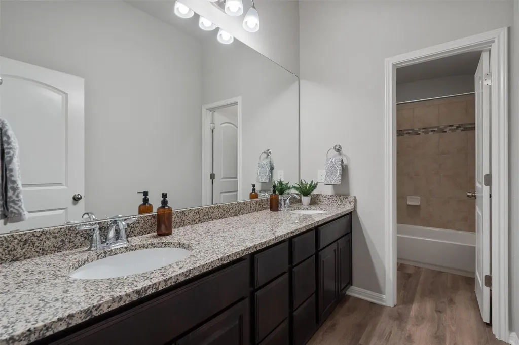 2516 Portici Pass Round Rock TX 78665