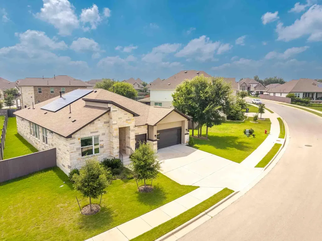 276 Washington Drive Kyle TX 78640