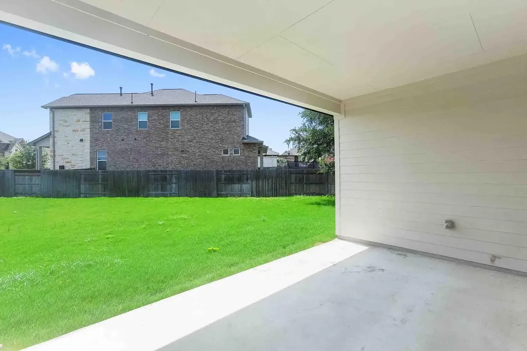 276 Washington Drive Kyle TX 78640