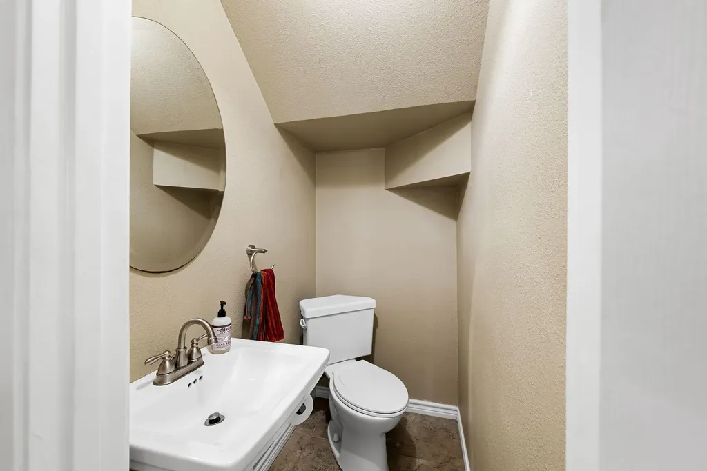 7214 Teaberry Drive Austin TX 78745
