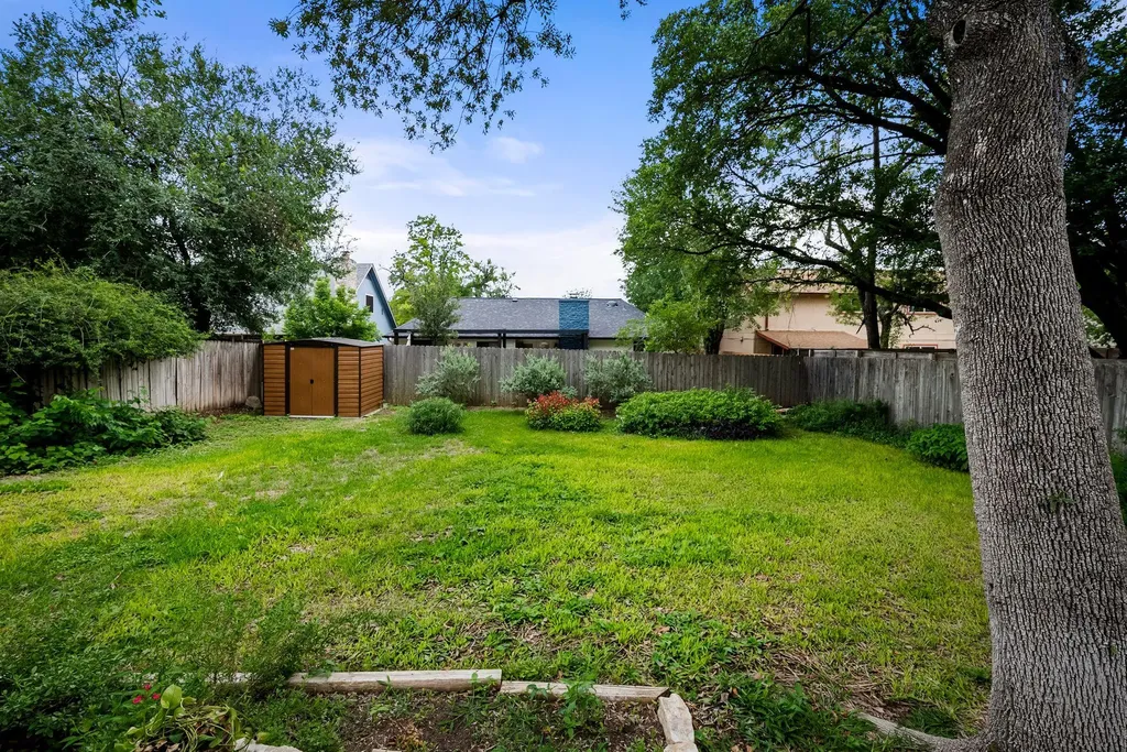 7214 Teaberry Drive Austin TX 78745