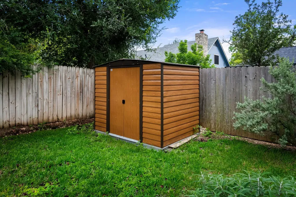 7214 Teaberry Drive Austin TX 78745