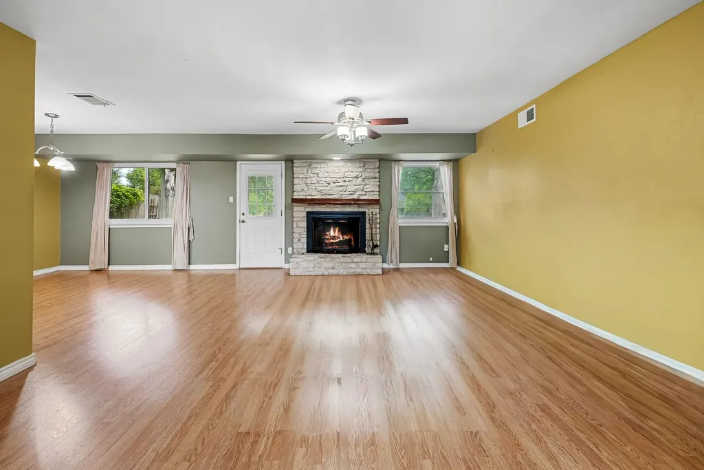 7214 Teaberry Drive Austin TX 78745