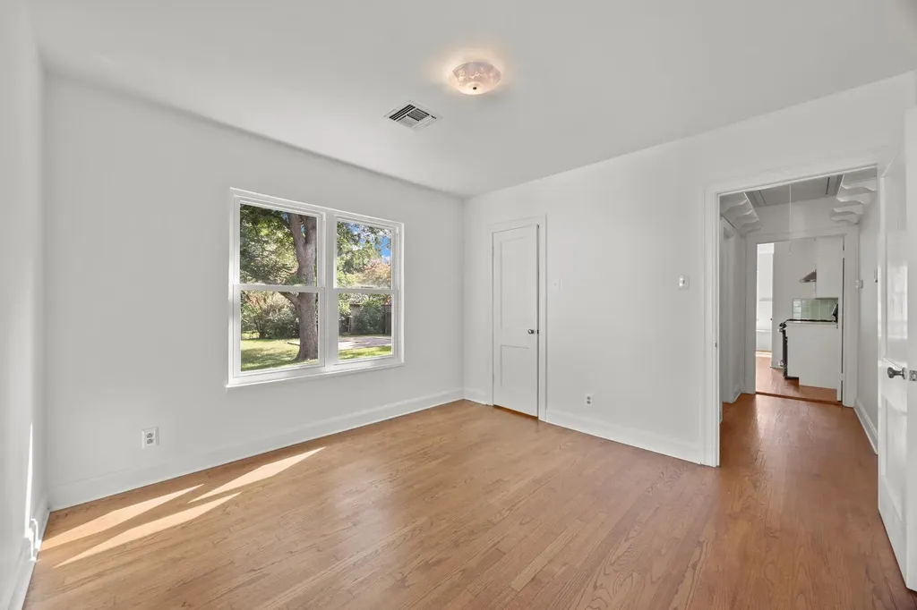 1407 Karen Avenue Austin TX 78757