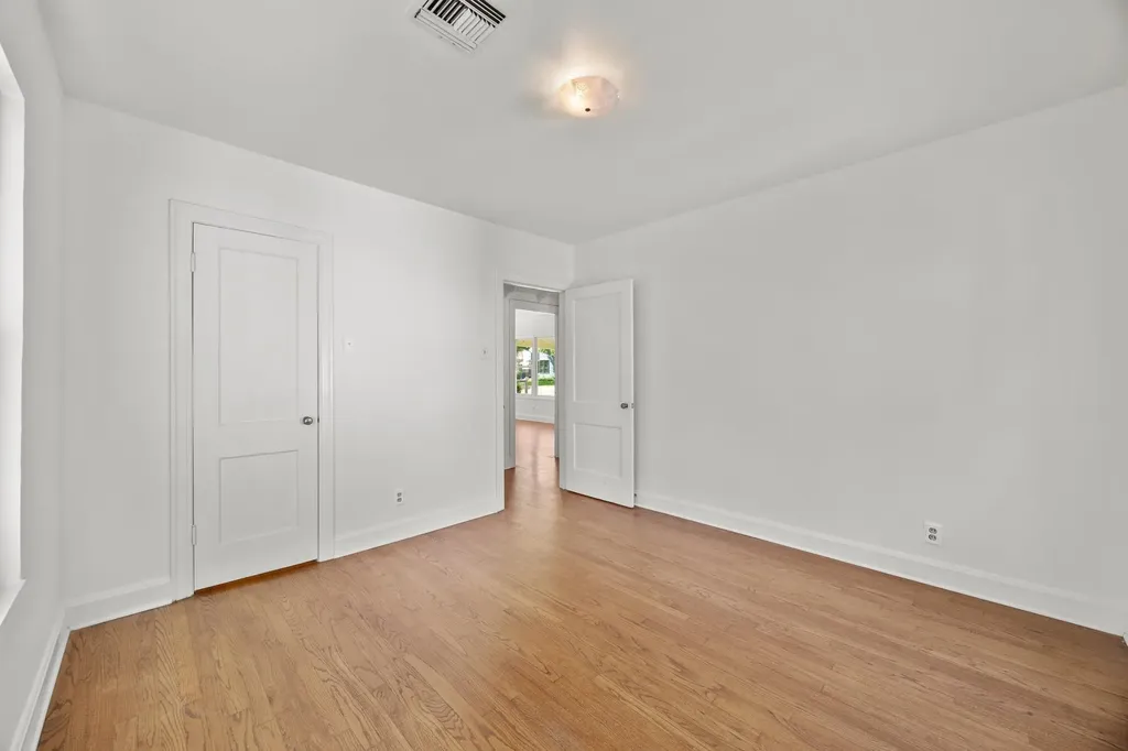 1407 Karen Avenue Austin TX 78757