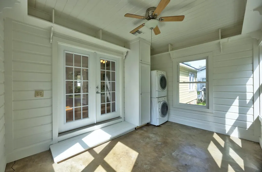 1407 Karen Avenue Austin TX 78757