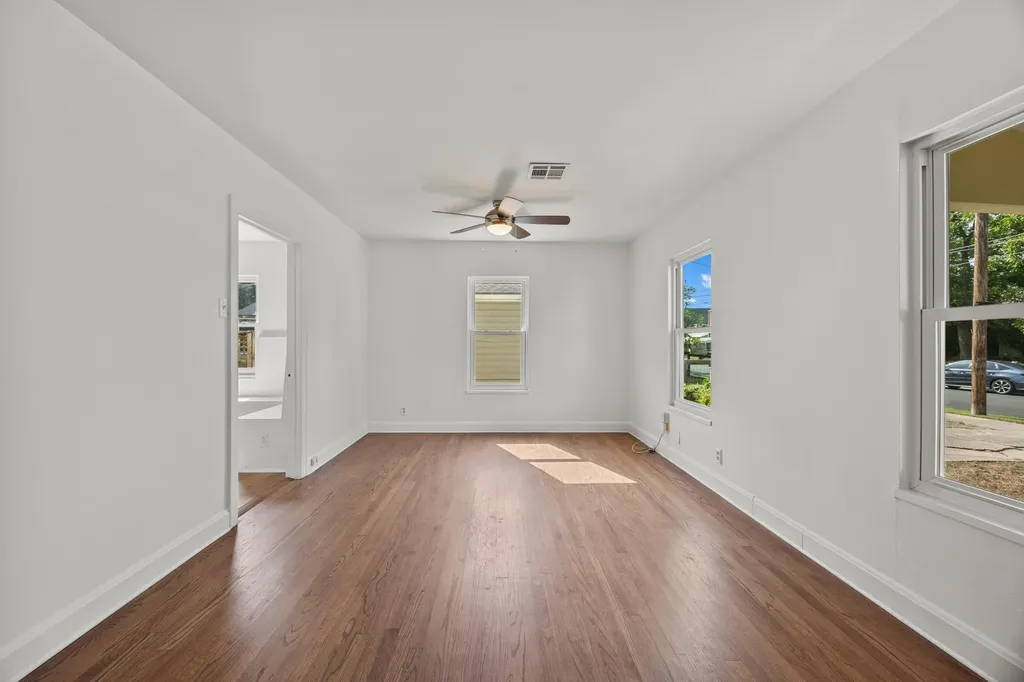 1407 Karen Avenue Austin TX 78757