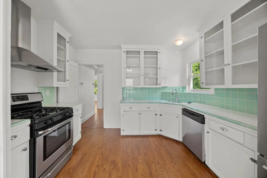 1407 Karen Avenue Austin TX 78757