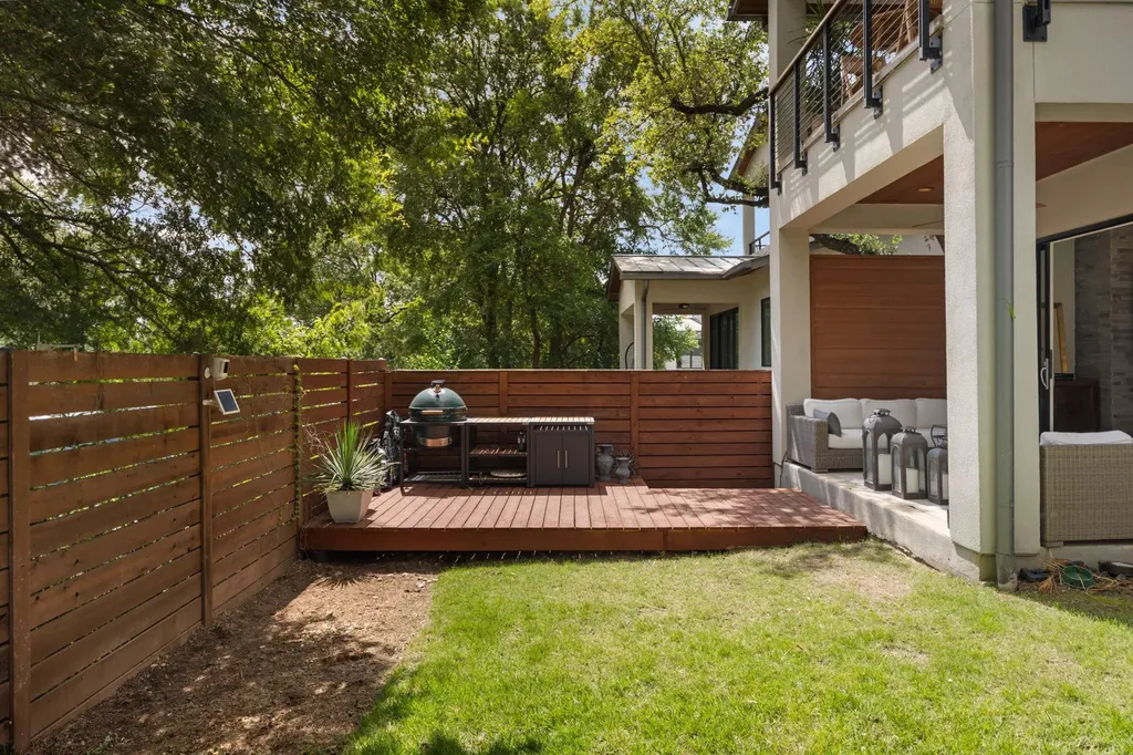901 Bouldin Avenue Austin TX 78704