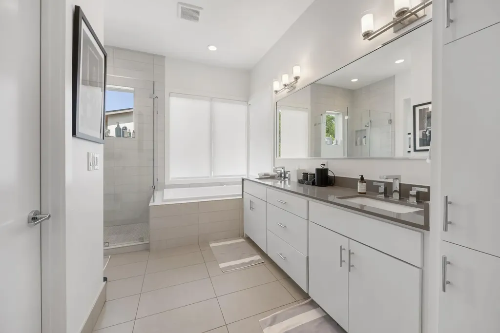 901 Bouldin Avenue Austin TX 78704