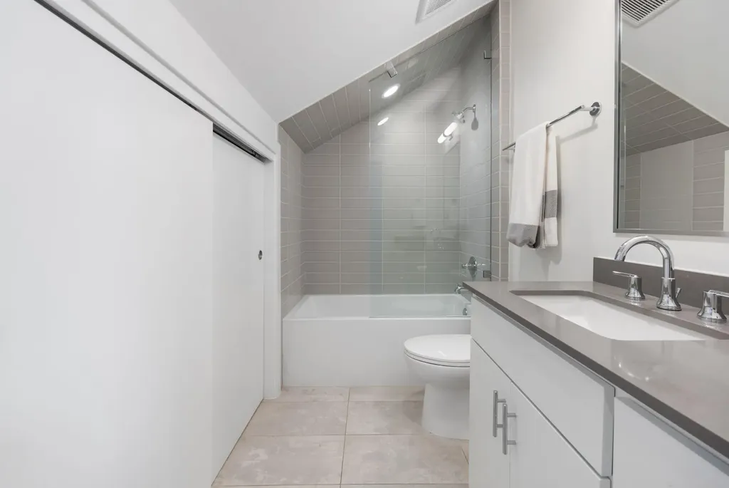 901 Bouldin Avenue Austin TX 78704