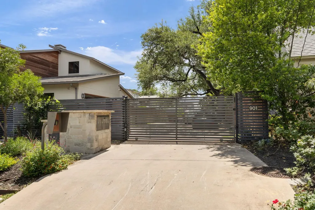 901 Bouldin Avenue Austin TX 78704