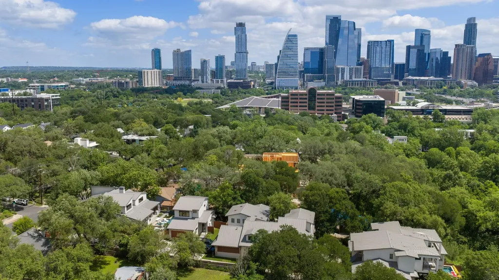 901 Bouldin Avenue Austin TX 78704