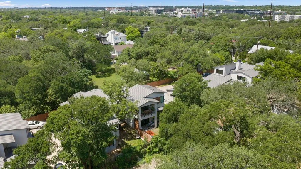 901 Bouldin Avenue Austin TX 78704