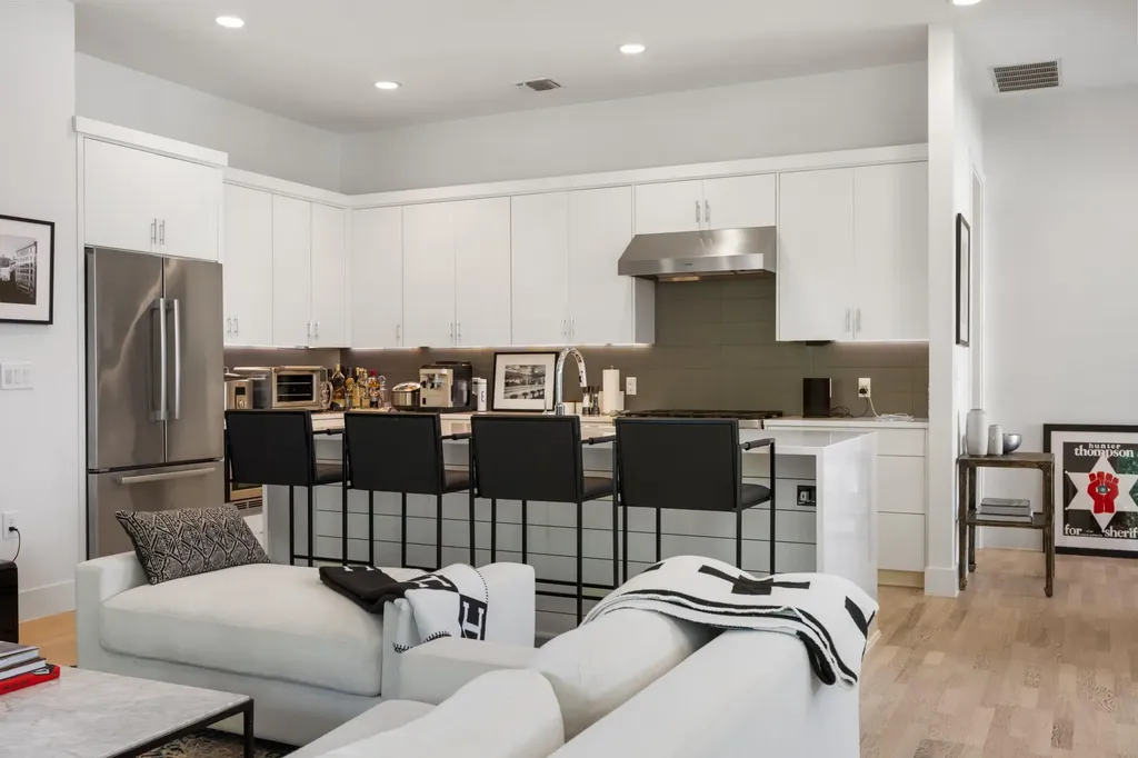 901 Bouldin Avenue Austin TX 78704